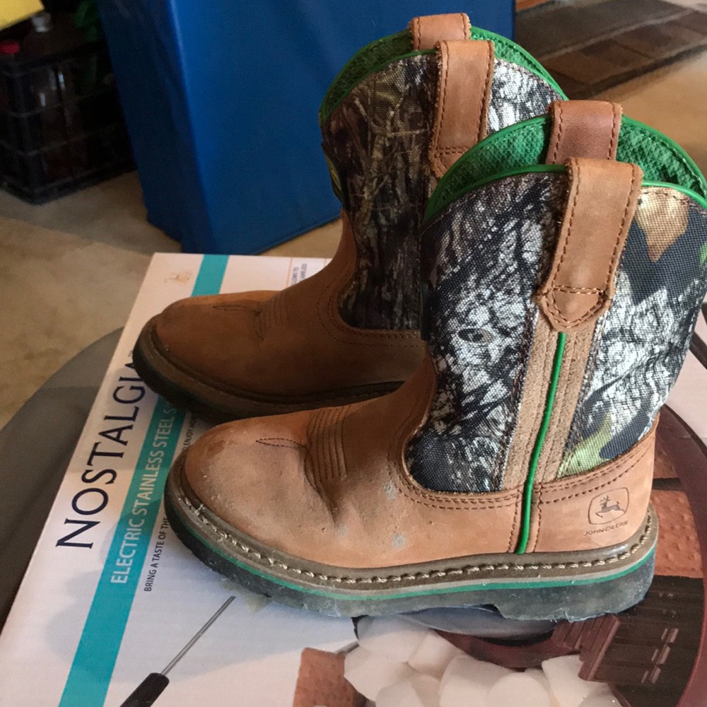Kids boots John Deere